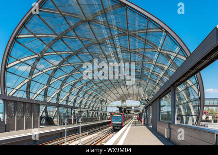 Capolinea della metropolitana di Amburgo U4 all'Elbbrücken Foto Stock