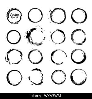 Set di vettore di prodotti trasformati a base di inchiostro nero spazzole per la creazione di cornici chiuse di forma qualsiasi. Raccolta di una monocromatica textured grunge dipinto di anelli circolari. A Illustrazione Vettoriale