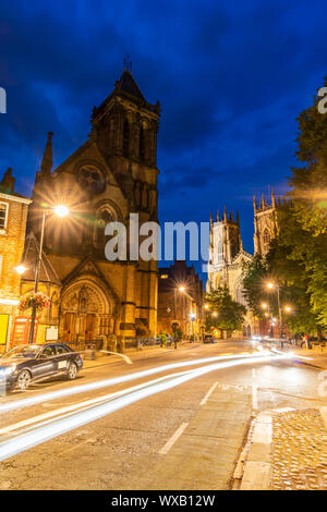 York Minster con cityscape Foto Stock