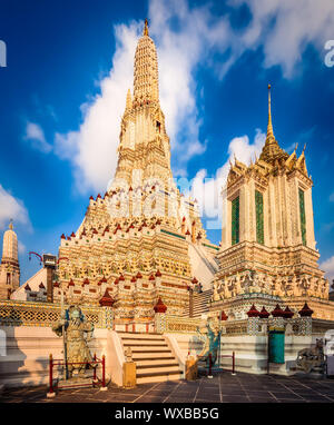 Bellissima vista della guerra Arun. Bangkok, Tailandia. Foto Stock