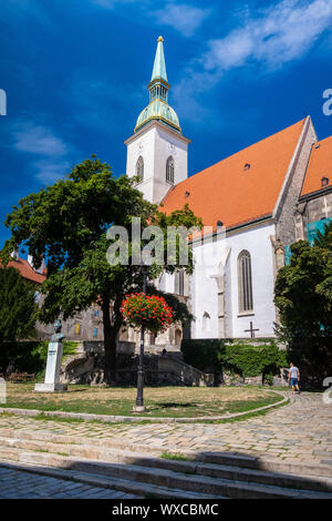 BRATISLAVA, Slovacchia - 18 agosto 2019: San Martin's Cathedral Foto Stock