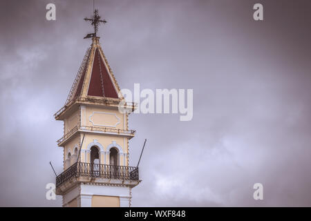 San Dionisio torre campanaria in Zakhyntos Foto Stock