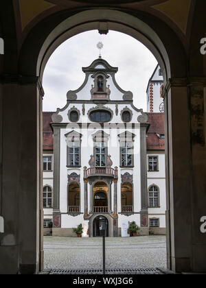 Immagine del portale di ingresso al 'Hohes Schloss' a Fussen Foto Stock