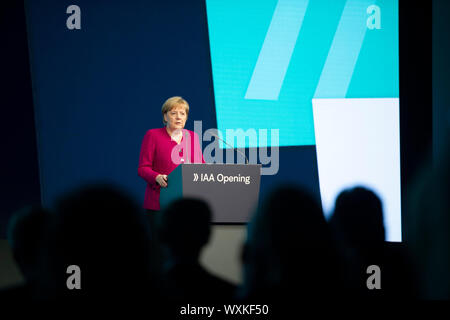 Francoforte, Deutschland. Xii Sep, 2019. Il cancelliere Angela Merkel, nel suo discorso di apertura del Salone internazionale IAA 2019 a Francoforte, su 12.09.2019. | Utilizzo di credito in tutto il mondo: dpa/Alamy Live News Foto Stock