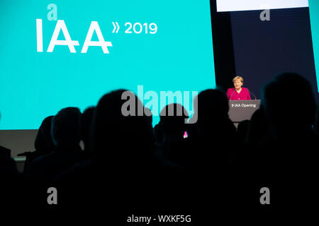 Francoforte, Deutschland. Xii Sep, 2019. Il cancelliere Angela Merkel, nel suo discorso di apertura del Salone internazionale IAA 2019 a Francoforte, su 12.09.2019. | Utilizzo di credito in tutto il mondo: dpa/Alamy Live News Foto Stock