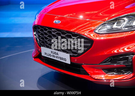 Francoforte, Deutschland. Xii Sep, 2019. Ford Kuga Plug in Hybrid, apertura del Salone internazionale IAA 2019 a Francoforte, su 12.09.2019. | Utilizzo di credito in tutto il mondo: dpa/Alamy Live News Foto Stock