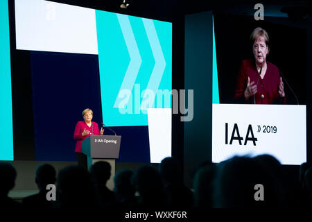 Francoforte, Deutschland. Xii Sep, 2019. Il cancelliere Angela Merkel, nel suo discorso di apertura del Salone internazionale IAA 2019 a Francoforte, su 12.09.2019. | Utilizzo di credito in tutto il mondo: dpa/Alamy Live News Foto Stock