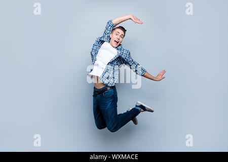 Immagine dinamica. A lunghezza piena, gambe, corpo, profilo Dimensioni vista laterale p Foto Stock