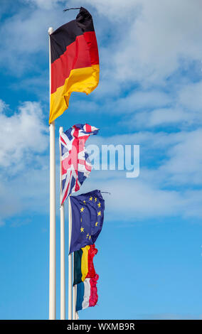 Ue e bandiere europee Foto Stock