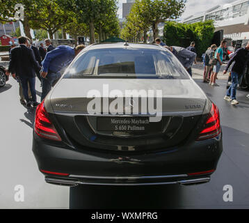 Francoforte, Germania. Xii Sep, 2019. Mercedes-Maybach, una marca automobilistica dalla casa automobilistica tedesca Daimler, visualizza il Mercedes-Maybach S 650 Pullman al 2019 Internationale Automobil-Ausstellung (IAA). (Foto di Michael Debets/Pacific Stampa) Credito: Pacific Press Agency/Alamy Live News Foto Stock