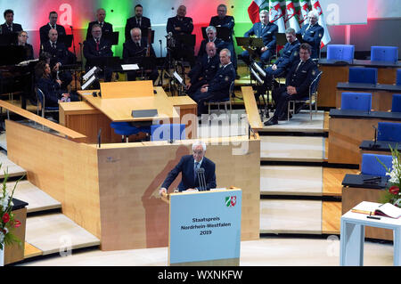 Bonn, Deutschland. Xvi Sep, 2019. Klaus Topfer all'assegnazione del premio di Stato del Land Renania settentrionale-Vestfalia nel 2019 da Klaus Topfer in WCCB. Bonn, 16.09.2019 | Utilizzo di credito in tutto il mondo: dpa/Alamy Live News Foto Stock