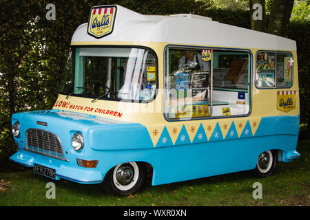 Anni sessanta Ice Cream Van Foto Stock