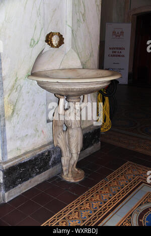 Montevideo / Uruguay - 30 Apr 2016: La chiesa a Montevideo, Uruguay Foto Stock