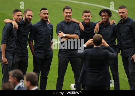 Madrid, Spagna. Xvii Sep, 2019. Madrid, Spagna; 17/09/2019.- Crstiano Ronaldo Juventus giocatore al passo prima partita di calcio 1 Champions League a Wanda Metropolitano stadium domani 18/09/2019 a Madrid. Credito: Juan Carlos Rojas/Picture Alliance | in tutto il mondo di utilizzo/dpa/Alamy Live News Foto Stock