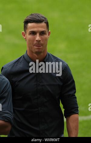 Madrid, Spagna. Xvii Sep, 2019. Madrid, Spagna; 17/09/2019.- Crstiano Ronaldo Juventus giocatore al passo prima partita di calcio 1 Champions League a Wanda Metropolitano stadium domani 18/09/2019 a Madrid. Credito: Juan Carlos Rojas/Picture Alliance | in tutto il mondo di utilizzo/dpa/Alamy Live News Foto Stock