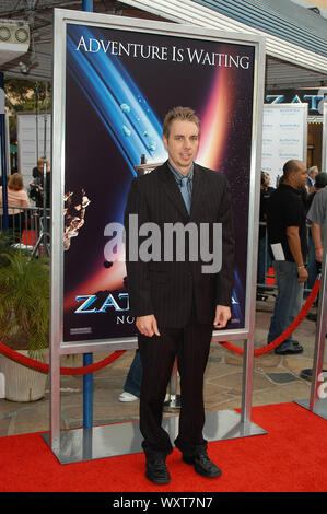 Dax Shepard presso il Los Angeles Premiere di 'Zathura: un'avventura spaziale" tenutasi presso il Mann Village Theatre di Westwood, CA. La manifestazione si è svolta domenica 6 novembre 2005. Foto di: SBM / PictureLux - Riferimento File # 33864-3825SBMPLX Foto Stock