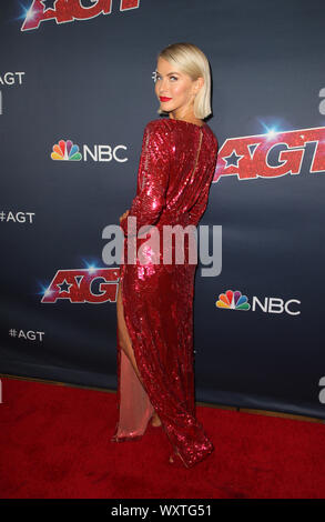 Hollywood, CA. Xvii Sep, 2019. Julianne Hough a, "America's Got Talent' stagione 14 Live Show tappeto rosso al Dolby Theatre in Hollywood, la California il 17 settembre 2019. Credito: MediaPunch Inc/Alamy Live News Foto Stock