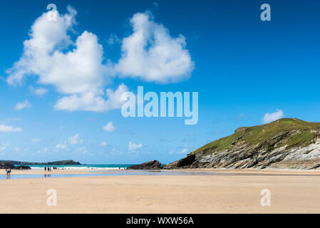 Nella tarda estate del sole su Porth Beach in Newquay in Cornovaglia. Foto Stock