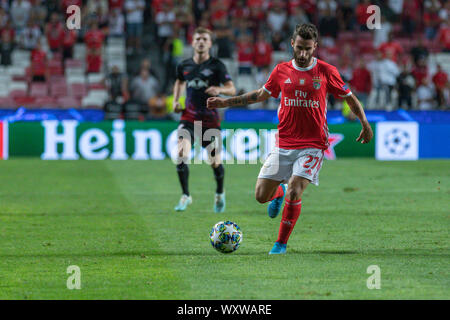 Lisbona, Portogallo. Xvii Sep, 2019. Settembre 17, 2019. Lisbona, Portogallo. Benfica di avanti dal Portogallo Rafa Silva (27) in azione durante il gioco del primo round del gruppo G per la UEFA Champions League, SL Benfica vs RB Leipzig Credito: Alexandre de Sousa/Alamy Live News Foto Stock