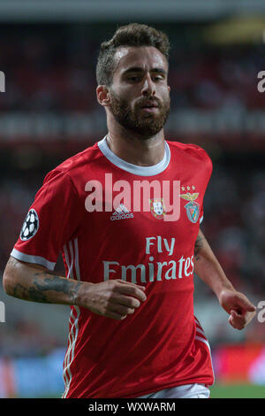 Lisbona, Portogallo. Xvii Sep, 2019. Settembre 17, 2019. Lisbona, Portogallo. Benfica di avanti dal Portogallo Rafa Silva (27) in azione durante il gioco del primo round del gruppo G per la UEFA Champions League, SL Benfica vs RB Leipzig Credito: Alexandre de Sousa/Alamy Live News Foto Stock