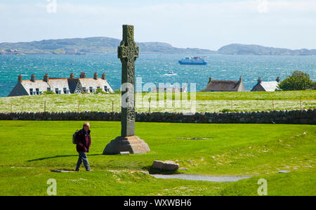 Cruz de San Martin. Abadía de San Colombano. Isla Iona. Ebridi Interne, Scozia. Regno Unito Foto Stock