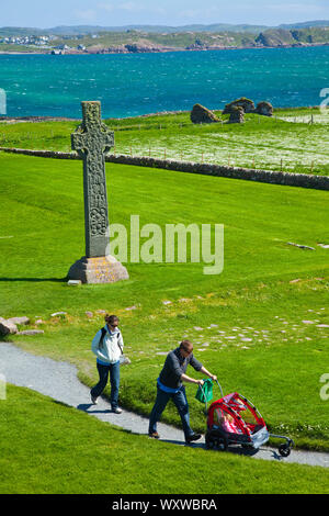 Cruz de San Martin. Abadía de San Colombano. Isla Iona. Ebridi Interne, Scozia. Regno Unito Foto Stock