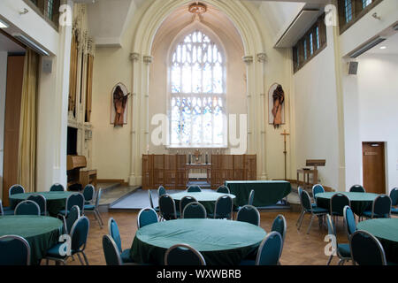 Sheffield, Regno Unito - 27 luglio 2016 la sala principale presso la chiesa di Saint Mary è disponibile a noleggio per conferenze ed eventi, Bramall Lane Foto Stock