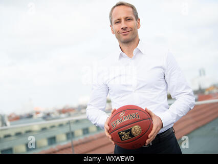 Berlino, Germania. Xviii Sep, 2019. Basket: Bundesliga, stagione di kick-off pk Alba Berlino, Axel Schweitzer, presidente del Consiglio di Sorveglianza di ALBA Berlino. Credito: Tom Weller/dpa/Alamy Live News Foto Stock