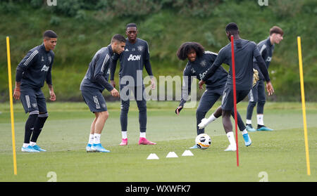 Il Manchester United giocatori durante una sessione di formazione presso l'Aon addestramento complesso, Manchester. Foto Stock