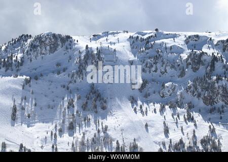 Austria ski resort - Mayrhofen in Tirolo. Centrale austriaco delle Alpi. Harakiri famosa pista nera. Foto Stock