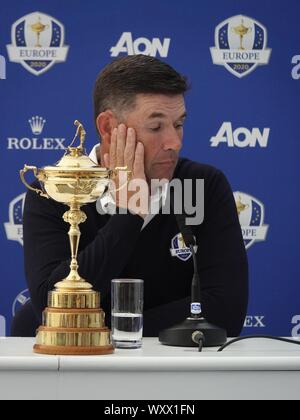 Virginia Water, UK. Xviii Sep, 2019. Il Wentworth Golf Club, Surrey, Regno Unito Padraig Harrington, European Ryder Cup capitano per 2020 discute i suoi piani per il prossimo anno di eventi qualificanti al tour europeo della BMW:campionato di PGA golf tournament che annuncia l'inizio delle prove di qualifica per il suo team. Credito: Motofoto/Alamy Live News Foto Stock