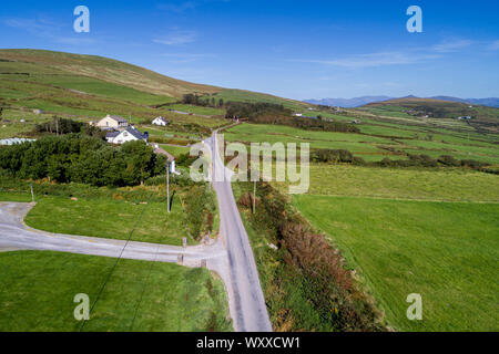 Vista aerea della high road, Valentia Island, nella contea di Kerry, Irlanda Foto Stock