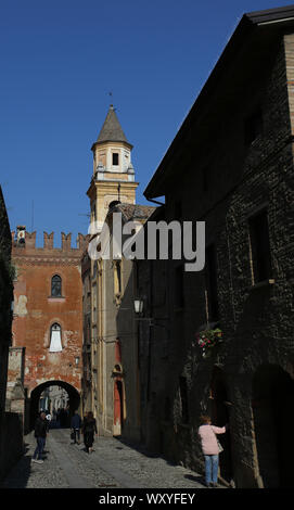 Castell'Arquato, Italia - 14 Ottobre 2018: vista di castell'arquato, una bella città in Italia Foto Stock