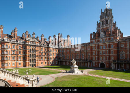 Storico fondatore di costruzione presso il Royal Holloway College nel Surrey, Regno Unito, parte dell'Università di Londra, e originariamente un collegio per educare le donne Foto Stock