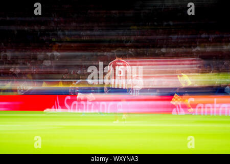 Madrid, Spagna. 18 Settembre, 2019. Stefan Savic (Atletico de Madrid) durante la partita di calcio della UEFA Champions League tra Atletico de Madrid e la Juventus FC a Wanda Metropolitano Stadium il 18 settembre 2019 a Madrid, Spagna. Credito: David Gato/Alamy Live News Foto Stock