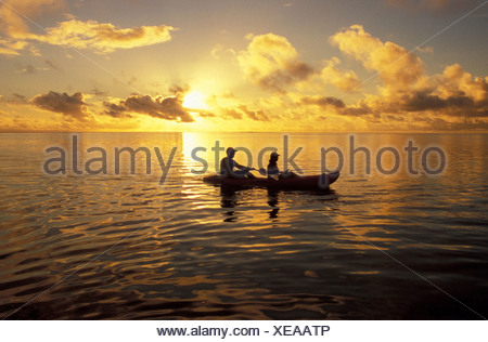 Il kayak al tramonto